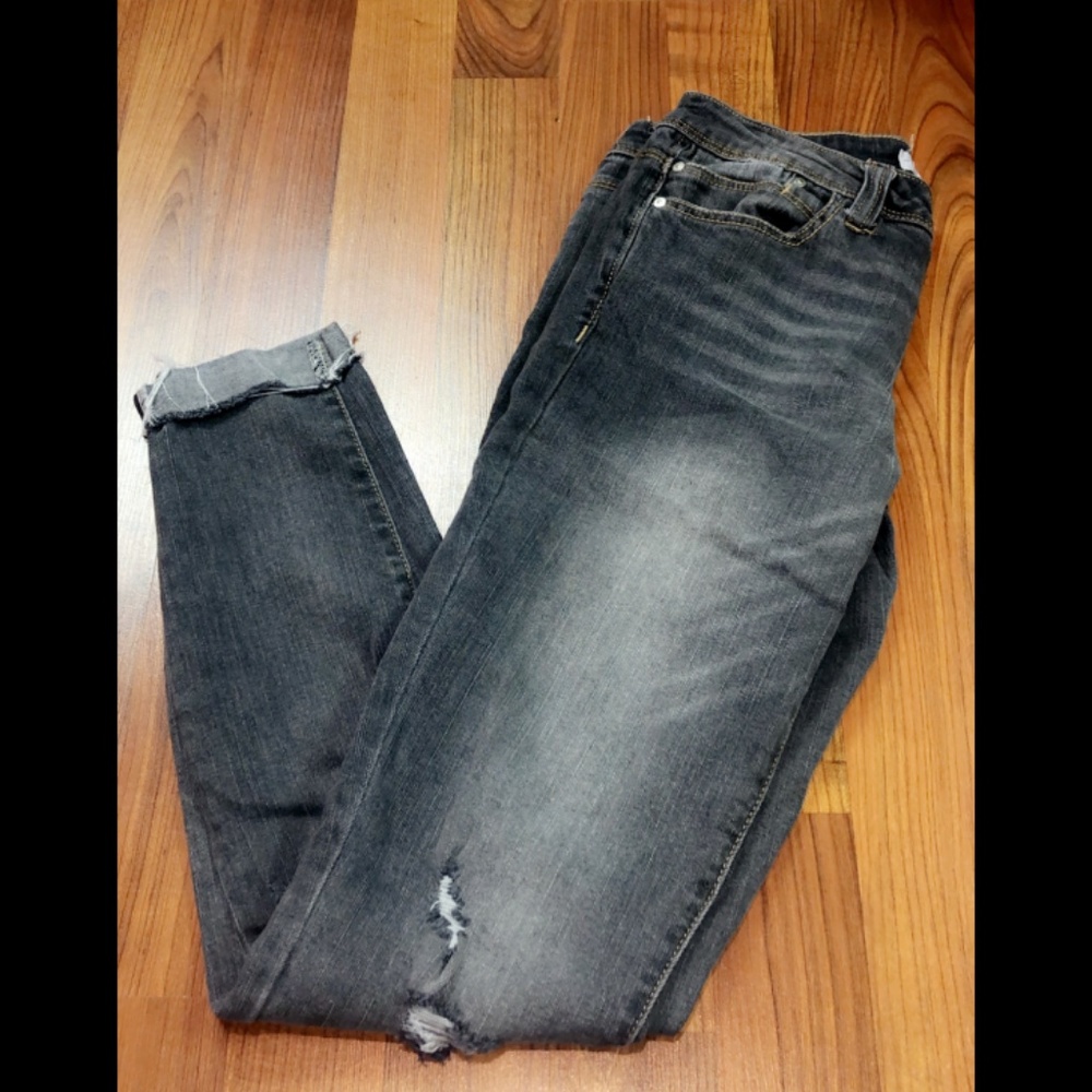 Black Skinny Jeans